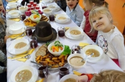2023-01-19 - Kotki - Elegancki obiad z okazji Dnia Babci i Dziadka