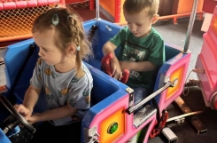 2024-06-04 - Żabki - Dzień Dziecka w Kinder Parku