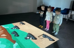 2025-05-13 - Kotki - Społeczne umiejętności Przedszkolaka. Jestem samodzielny - wycieczka do Mediateki